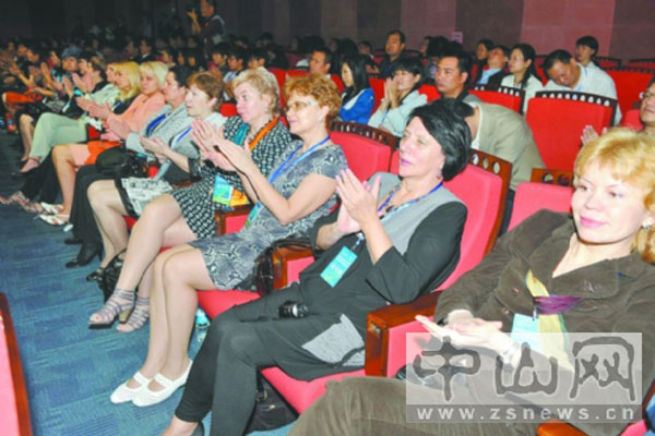 10󺞼s(xing)ĿͶY25|Ԫ